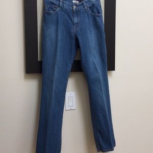 SPEC PRICE 🎉Levi’s Vintage Relaxed Bootcut 550 Sz 8S great condition